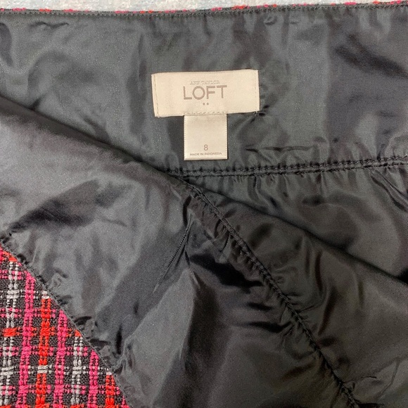 LOFT Red/Pink Tweed Skirt - Picture 2 of 5